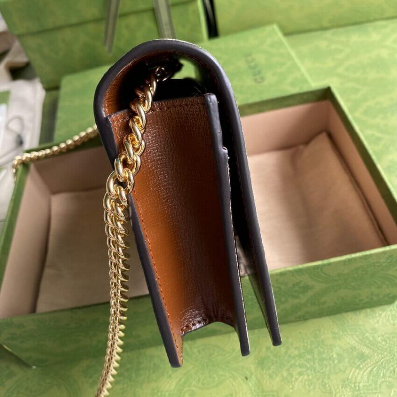 billetera de carcasa de la cadena de la cadena de San Valentín Gucci 648948-4