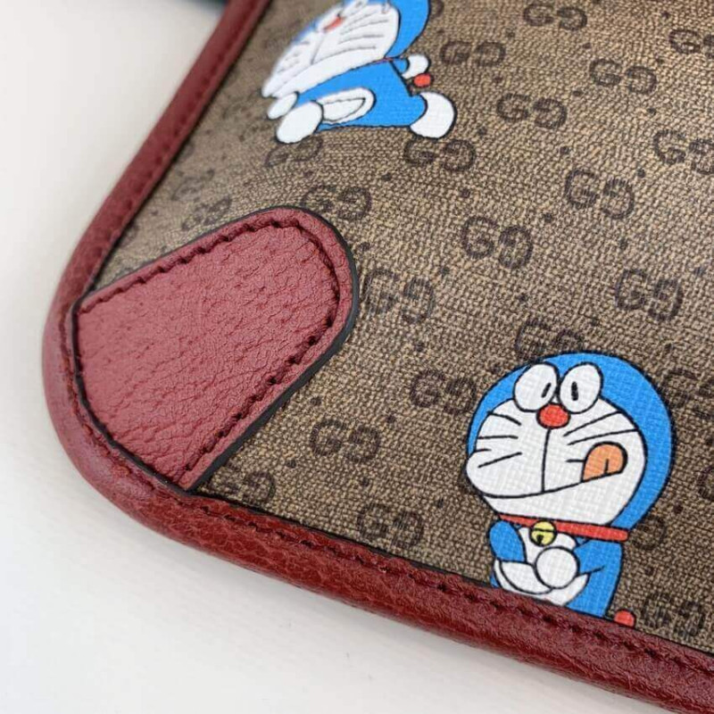 Doraemon x Gucci Bolsa de cinturón pequeño 647817-7