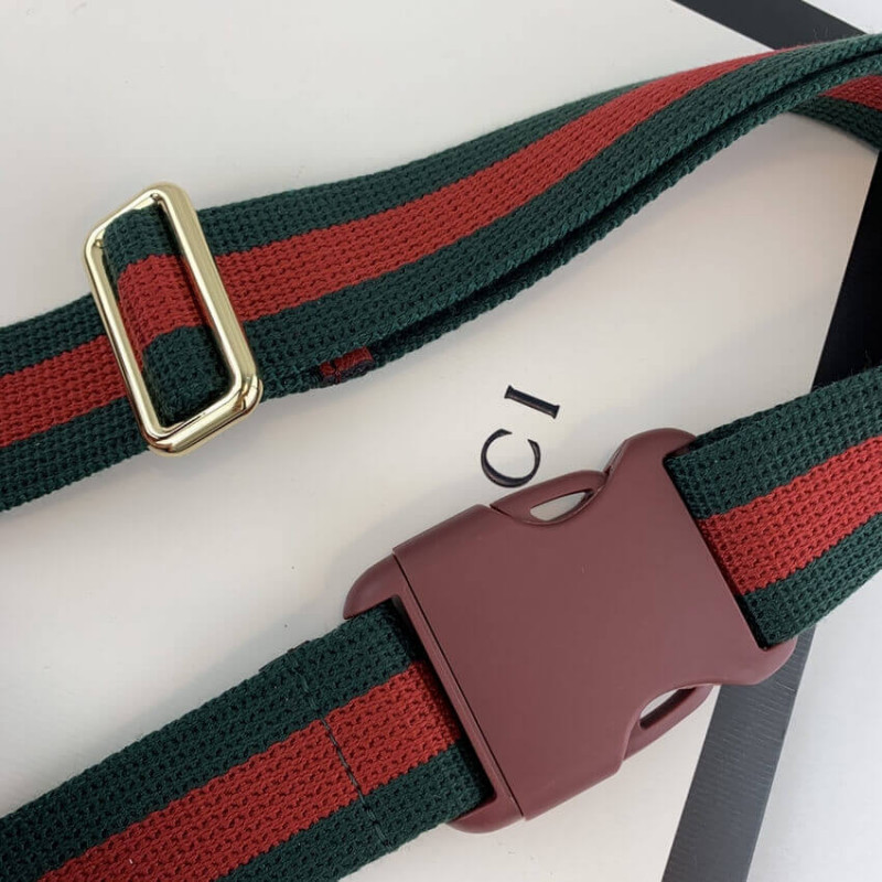 Doraemon x Gucci Bolsa de cinturón pequeño 647817-8