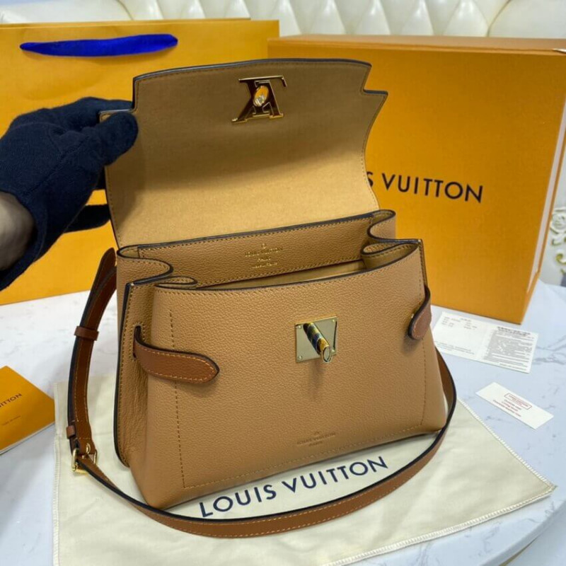 Louis Vuitton Lockme Ever BB M56645-12
