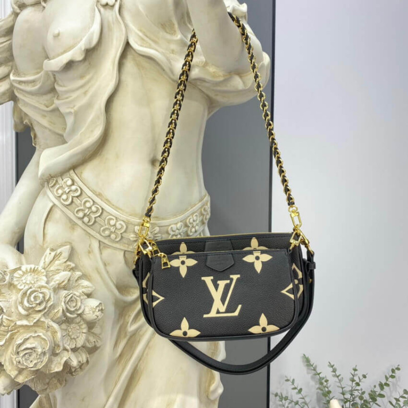 Louis Vuitton Bicolor Multi Pochette AccessOires M45777-1