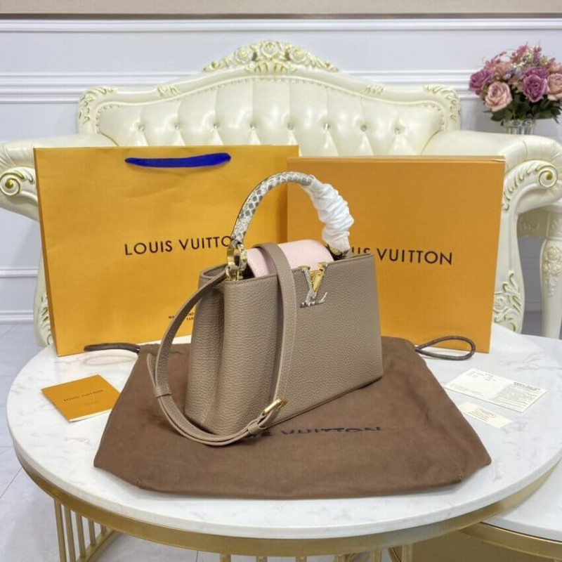 Louis Vuitton Taurillon Leather y Python Capucines BB M57539-4