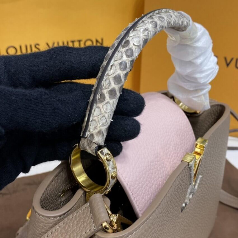 Louis Vuitton Taurillon Leather y Python Capucines BB M57539-7