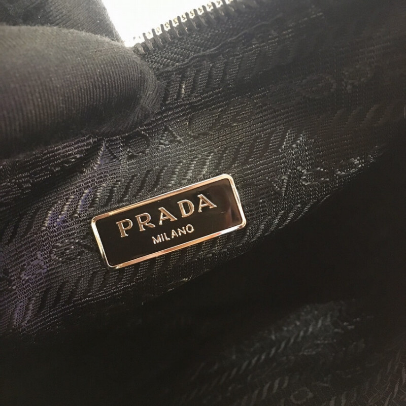 Prada reedición 2005 Nylon Mini Bolsa 1Ne204-11
