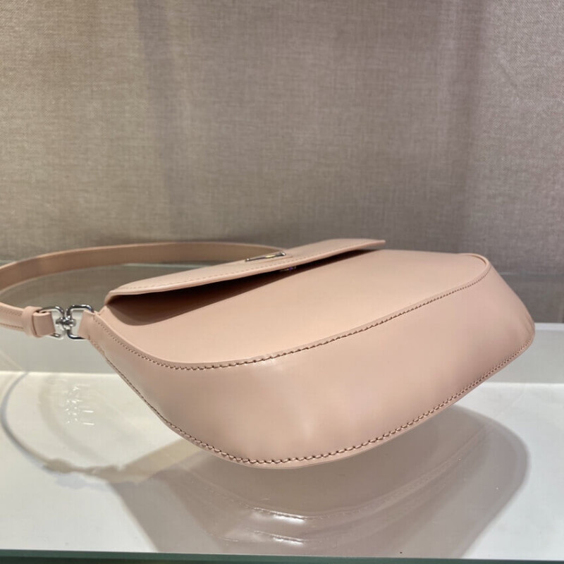 Bolso de cuero cepillado de Prada Cleo con aleta 1BD311-6