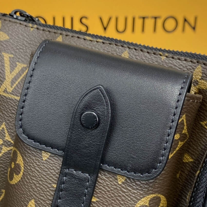Louis Vuitton Christopher BumBolsa M45337-8