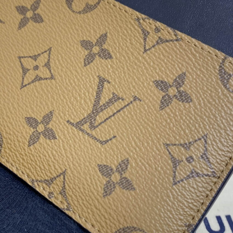 Louis Vuitton Monogram Reverse Slim Purse M80390-5