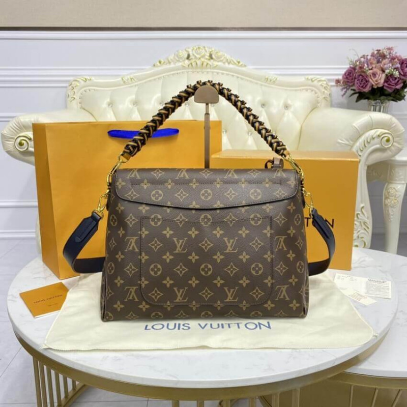 Louis Vuitton Monogram Beauborg MM M43953-5