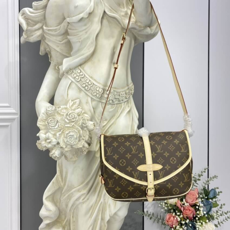Louis Vuitton Monogram Canvas Saumur MM M40710-2