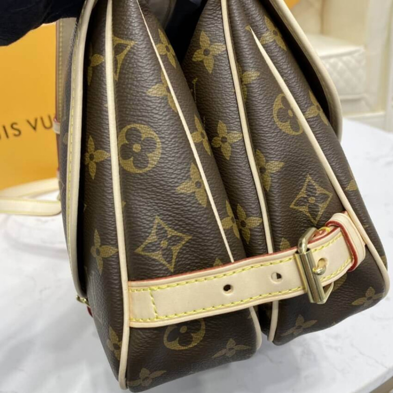 Louis Vuitton Monogram Canvas Saumur MM M40710-10