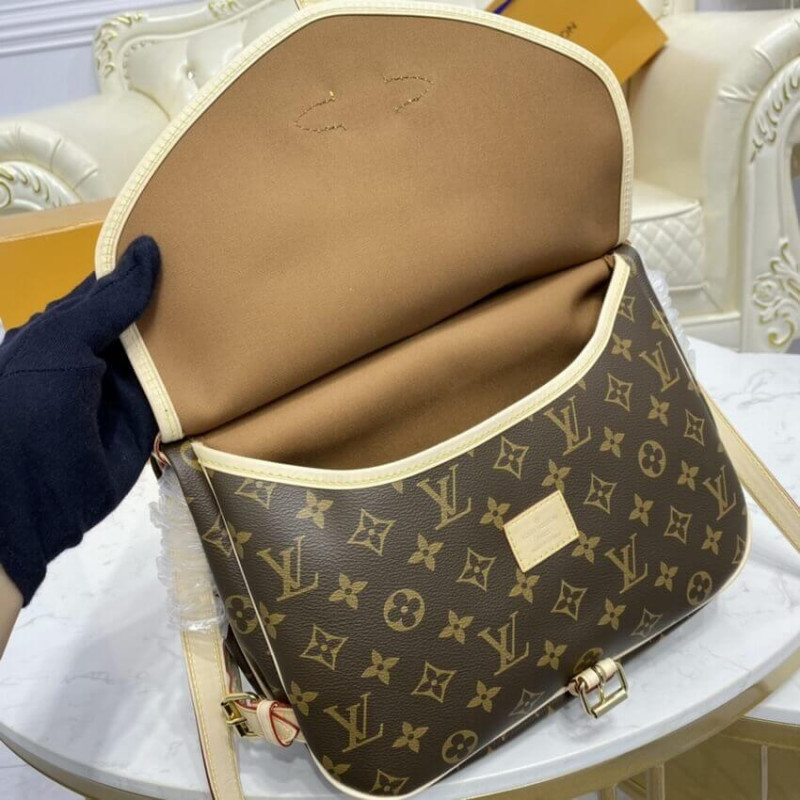Louis Vuitton Monogram Canvas Saumur MM M40710-13