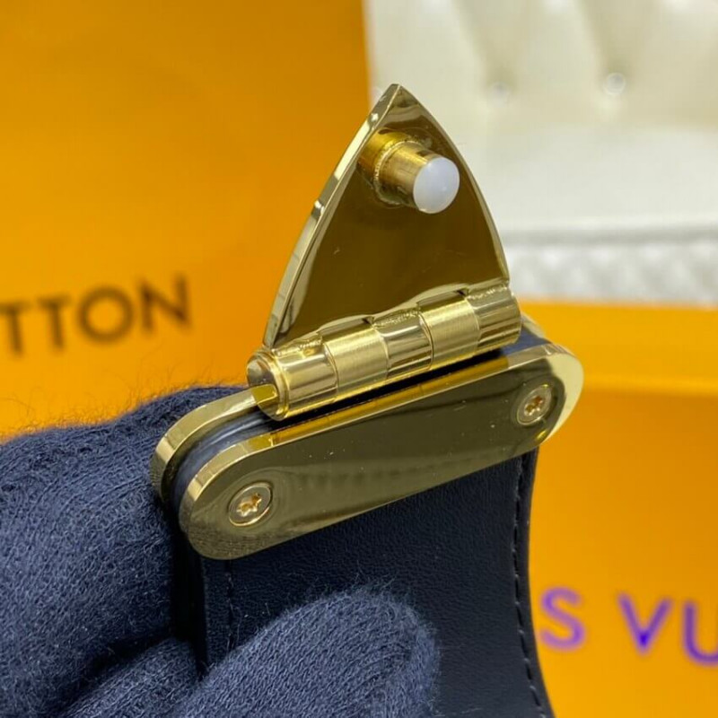 Louis Vuitton Petite Malle Monogram Metal Bolsa M57817-13