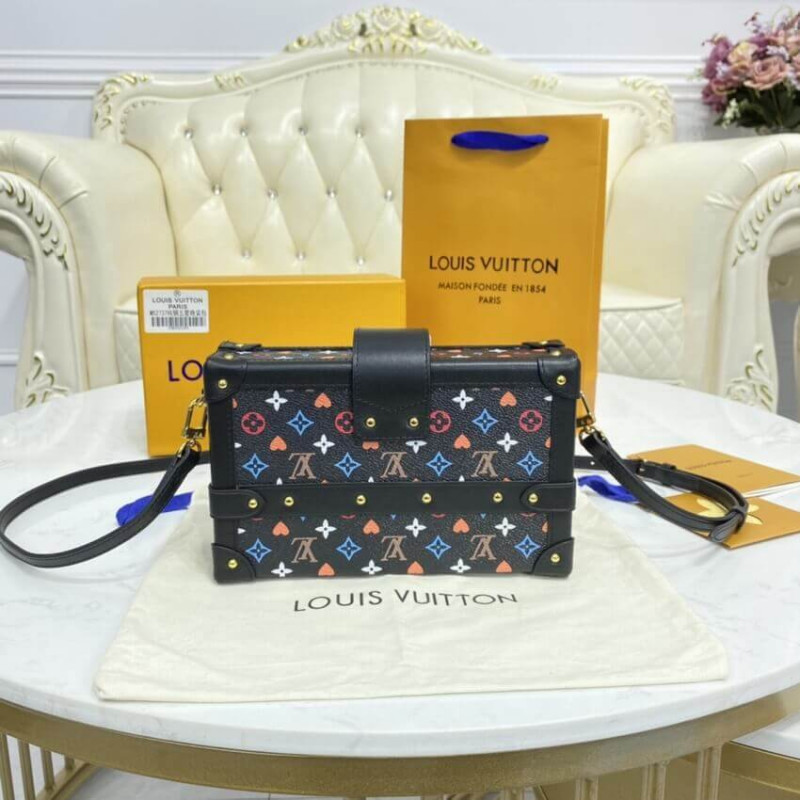Juego de Louis Vuitton en Petite Malle M57454-6