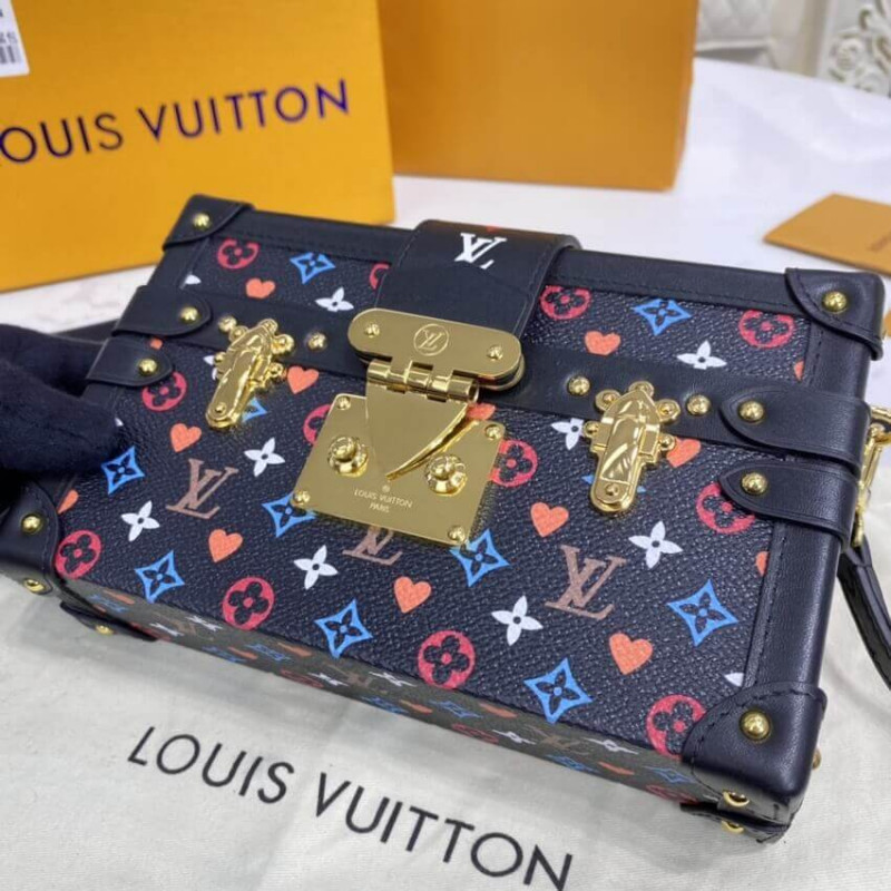 Juego de Louis Vuitton en Petite Malle M57454-8