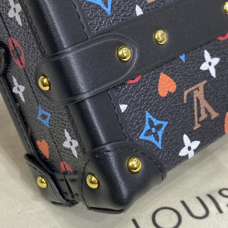Juego de Louis Vuitton en Petite Malle M57454-11