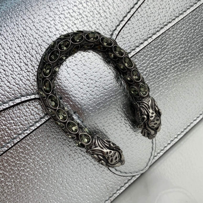Gucci Dionysus Bolso de hombro pequeño en cuero cojo de plata 499623-7