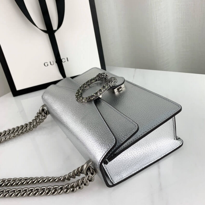 Gucci Dionysus Bolso de hombro pequeño en cuero cojo de plata 499623-8