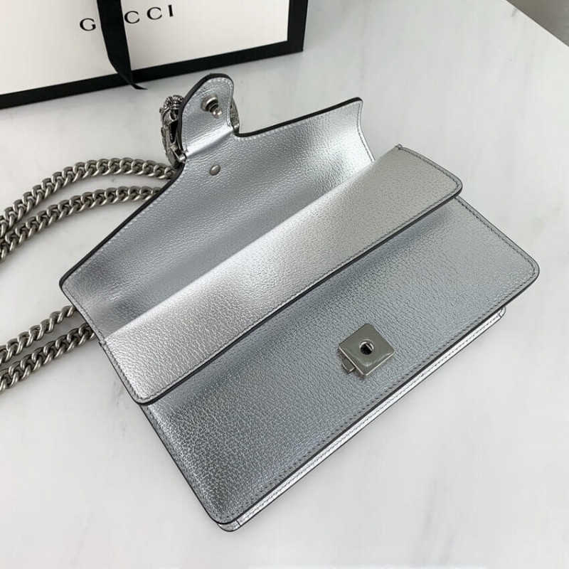 Gucci Dionysus Bolso de hombro pequeño en cuero cojo de plata 499623-9