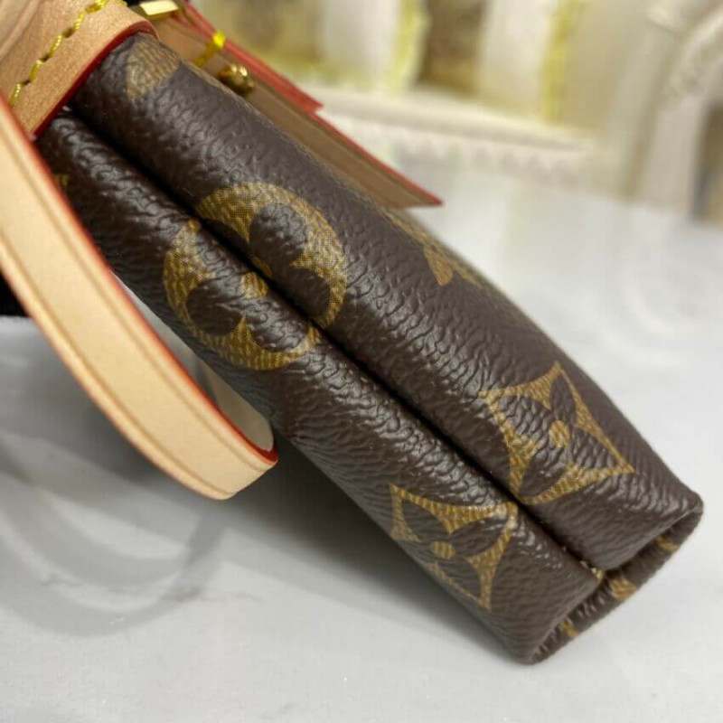 Louis Vuitton Mini Pochette Delightful M40309-13