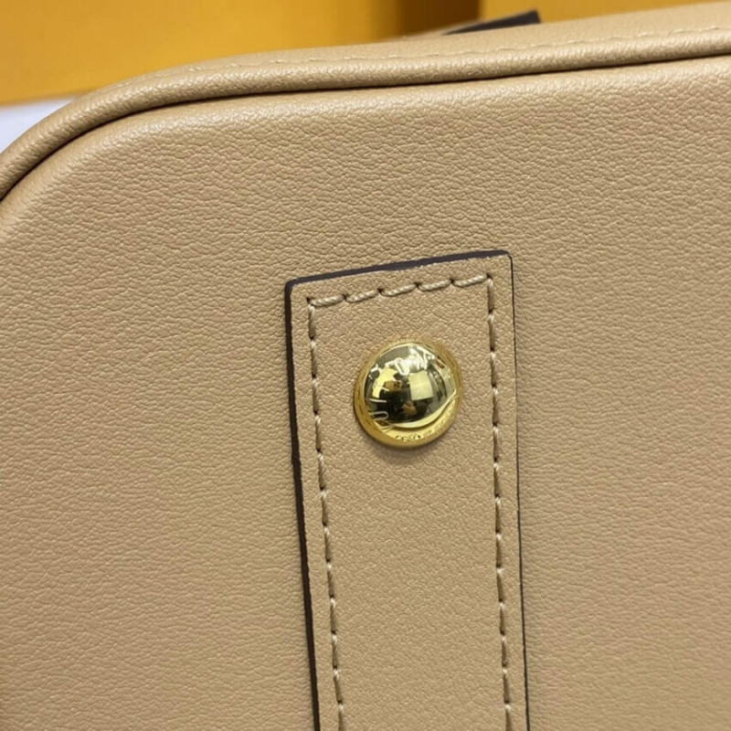 Louis Vuitton Alma BB Monogram Metal en Beige M58638-8