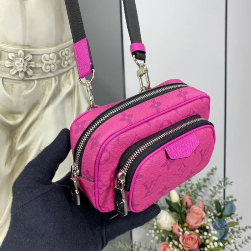 Louis Vuitton Outdoor Pouch Rosy M30781-2
