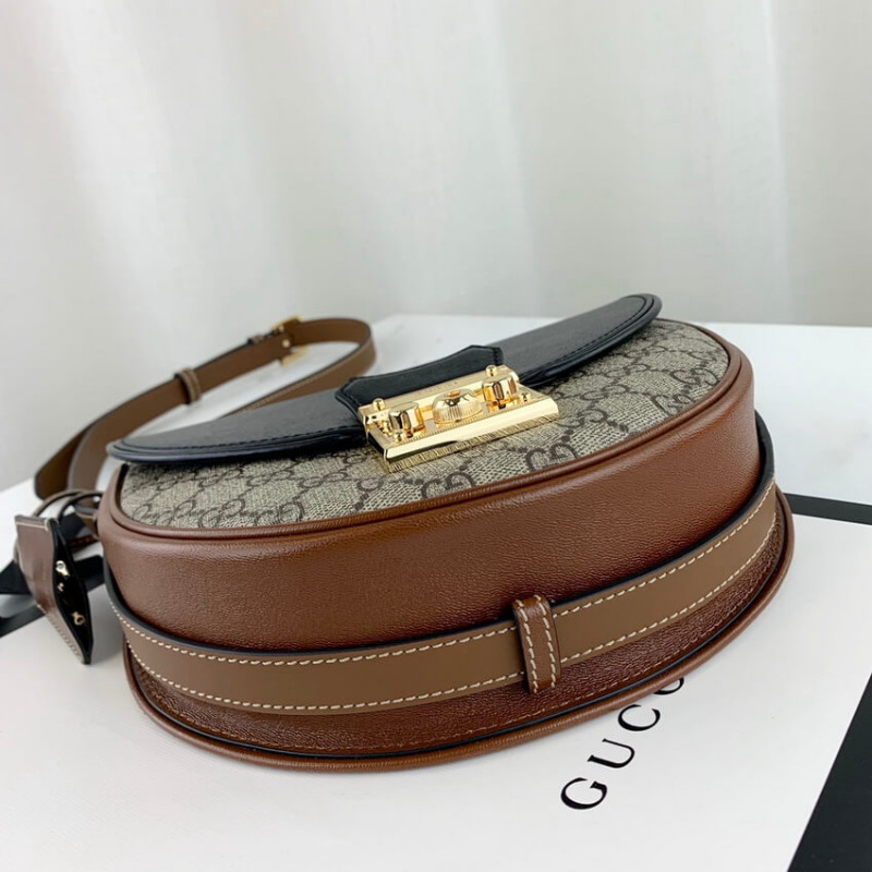 Bolso de hombro pequeño de Gucci 644524-11