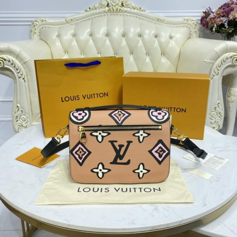 Louis Vuitton Pochette Metis M45823-5