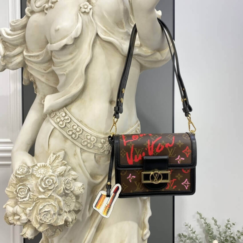 Louis Vuitton Mini Dauphine M45889-1
