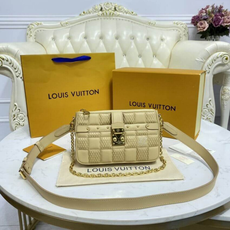 Louis Vuitton Pochette Toca M59046 M59048 M59049-4