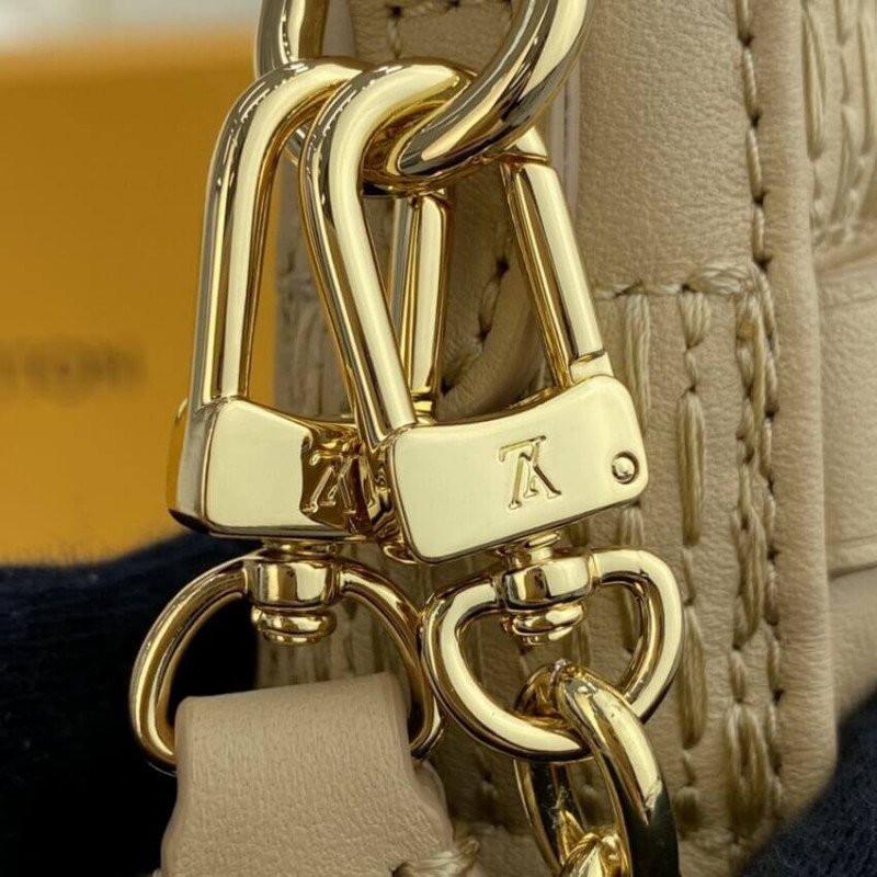 Louis Vuitton Pochette Toca M59046 M59048 M59049-11