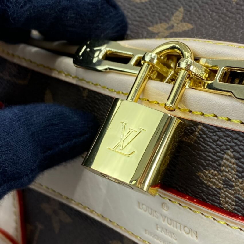 Louis Vuitton Monogram Canvas Carrier 40 M42024-11