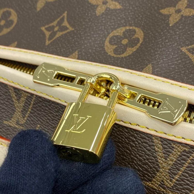Louis Vuitton Monogram Canvas Carrier de perros 50 M42021-12