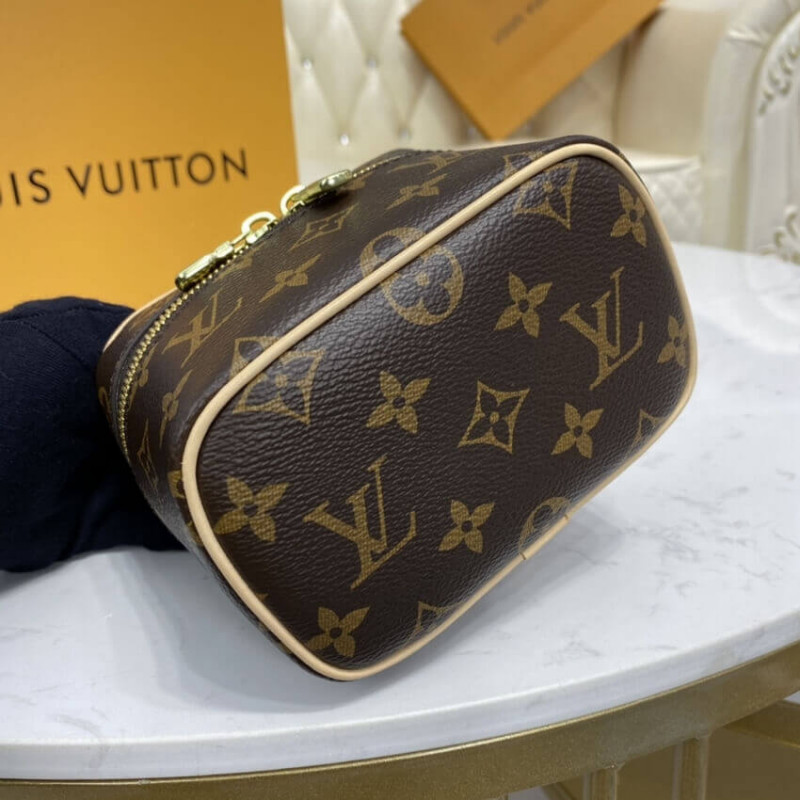 Louis Vuitton Monogram Canvas Nice Mano Toiletry Pouch M44936-4