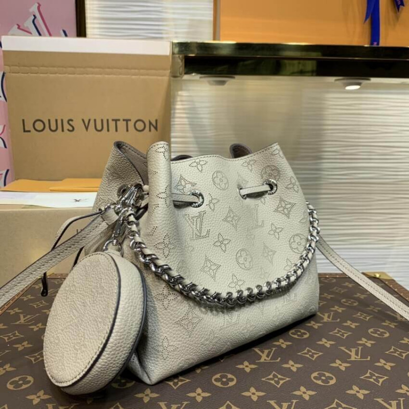 Louis Vuitton Mahina Leather Bella M57201-3