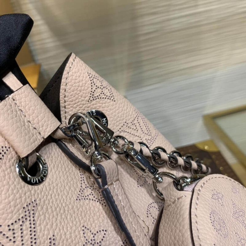 Louis Vuitton Mahina Leather Bella M57068-6