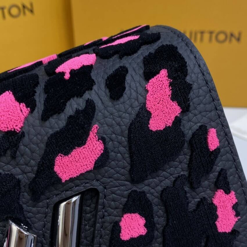 Louis Vuitton Twist PM M58569-7
