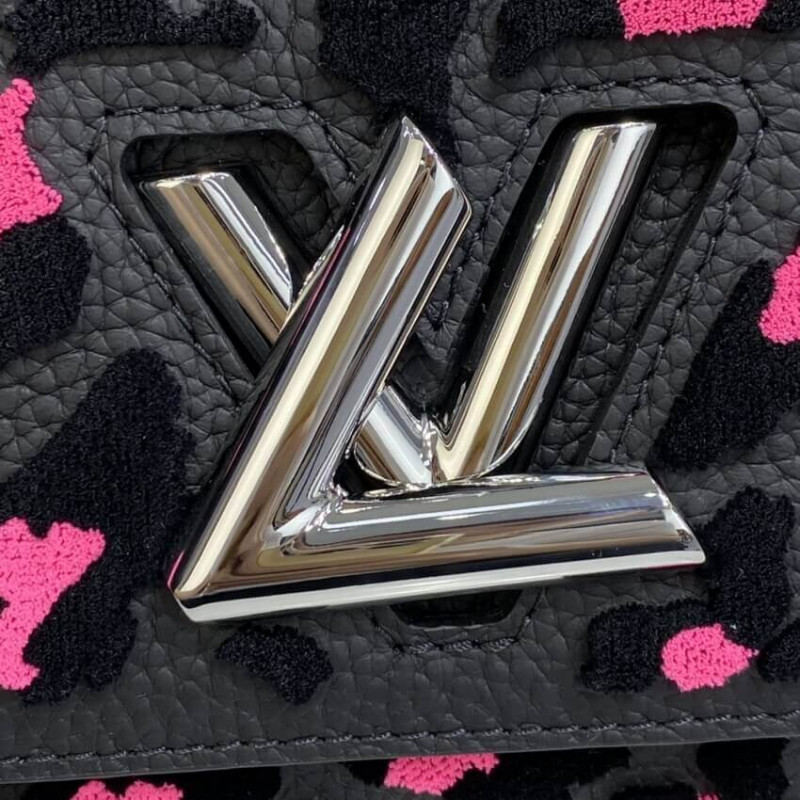Louis Vuitton Twist PM M58569-8