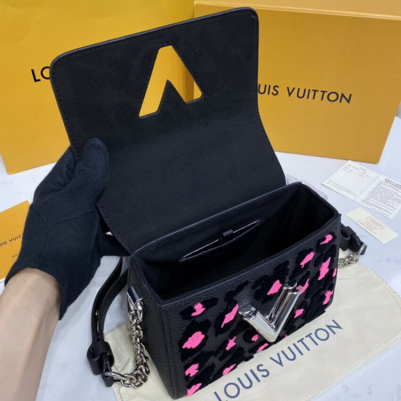 Louis Vuitton Twist PM M58569-11