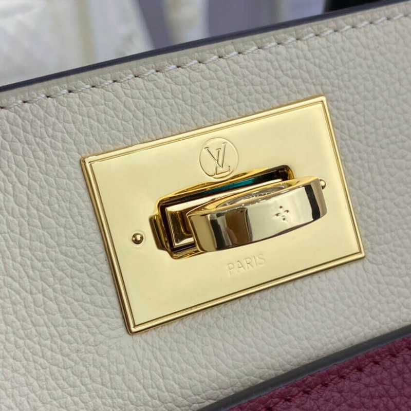 Louis Vuitton a mi lado MM M56934 M58485-11