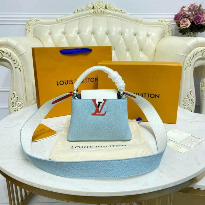 Louis Vuitton Taurillon Cuero Capucines Mini M57519-4