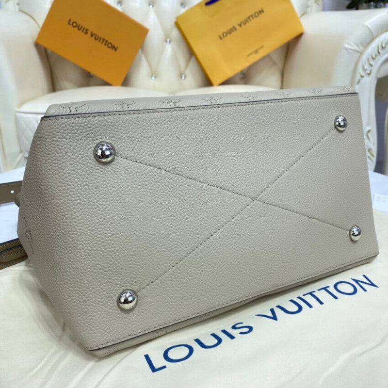 Louis Vuitton Beaubourg Hobo MM M56084-6