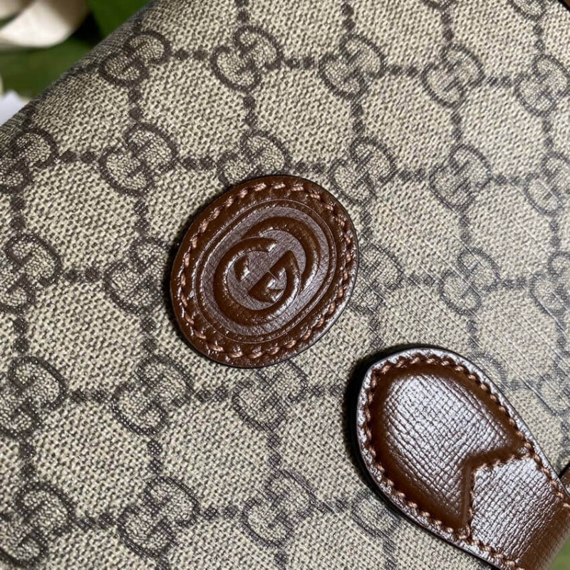 Gucci Mini Shoulder Bolsas con G en GG Supreme 671620-8