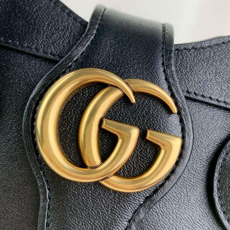 Bolsa de mango superior pequeño Gucci con doble G en cuero negro 658450-7