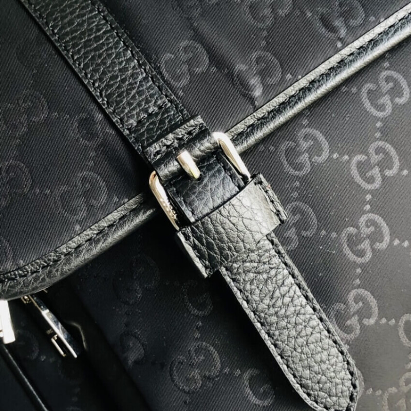 Gucci GG Guccissima Black Medium Nylon Messenger Bolsa 510334-8