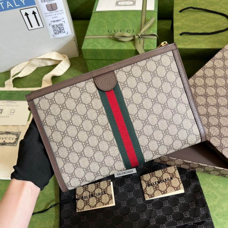 Balenciaga x Gucci Hacker Pouch 680382-1