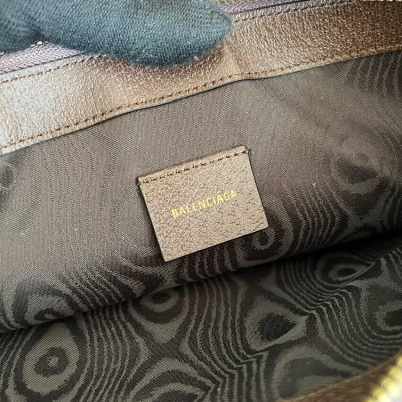 Balenciaga x Gucci Hacker Pouch 680382-8