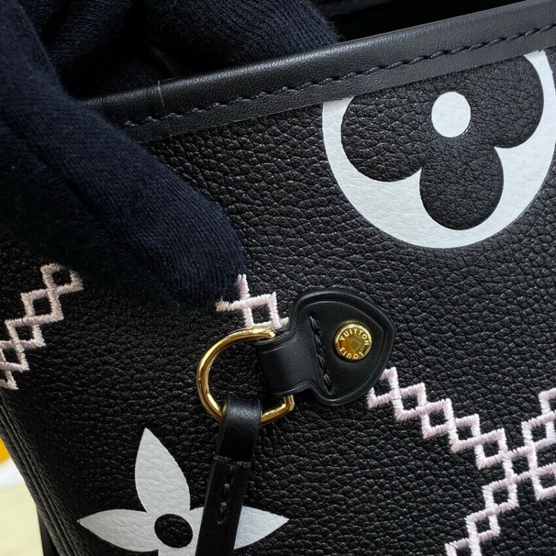 Louis Vuitton Huyfull MM M46039 M46040-10