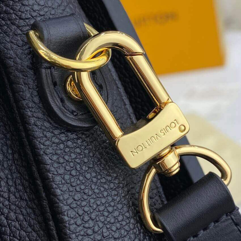 Louis Vuitton Pochette Metis M46018 M46028-10