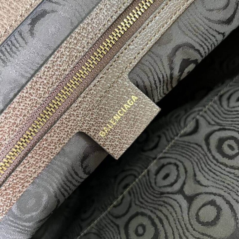 Balenciaga x Gucci Hacker Gran Bolsa 680127 beige-9