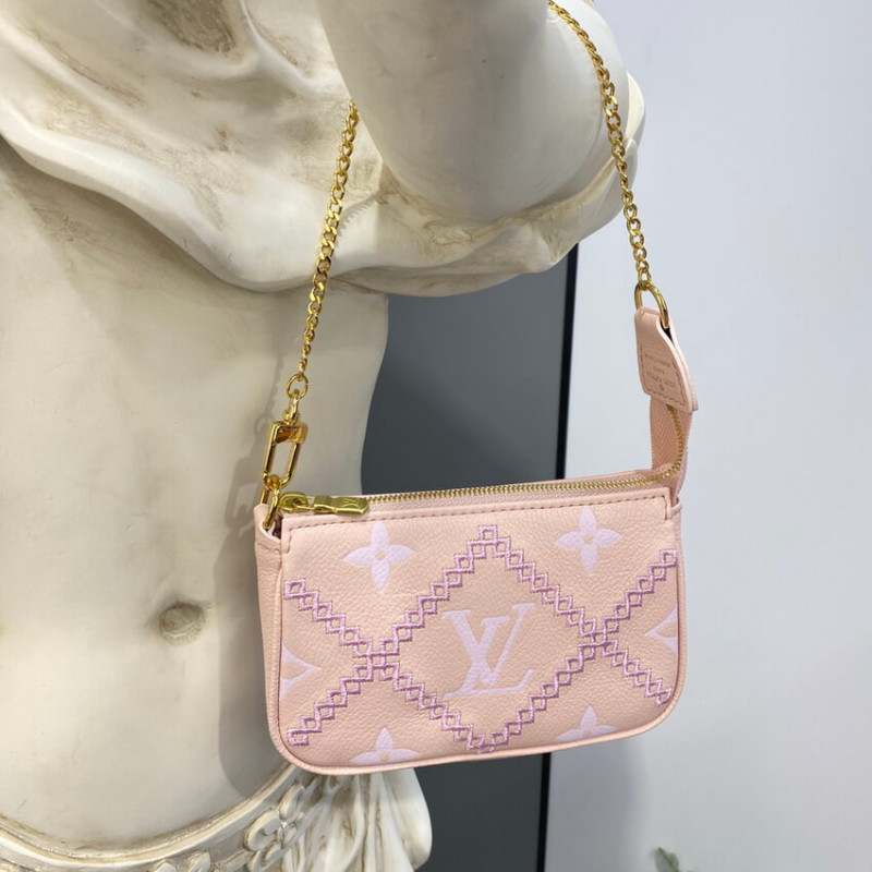 Louis Vuitton Mini Pochette AccessOires M81140-3